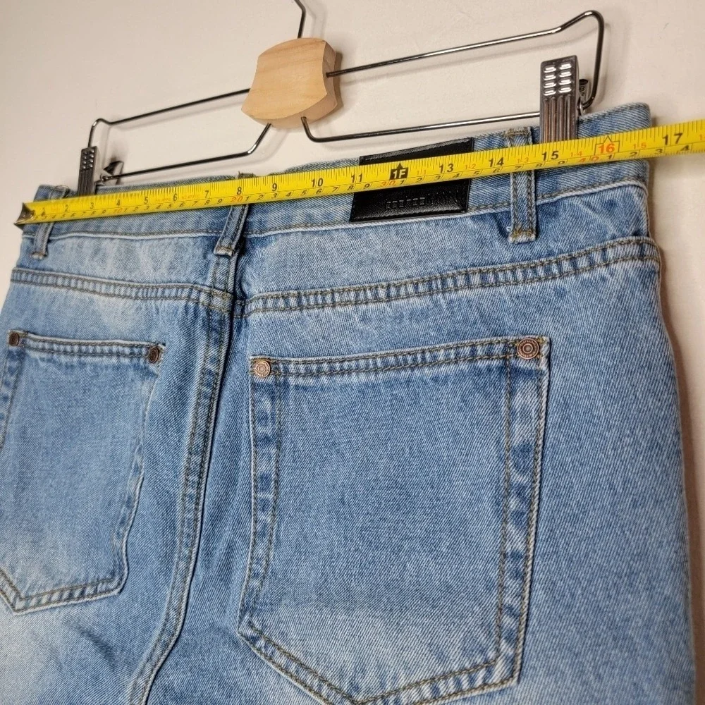 BOOHOO MAN Shorts Denim Distressed Men's 32 Preppy Light Blue Slim Jean Bermudas